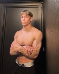 photo-thumb
