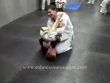 Giant VS short guy epic fight !