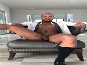 Thumb 4