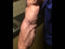 Thumb 11