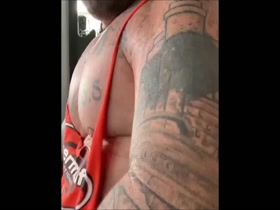 Pumped pecs
