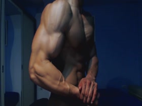 Thumb 11