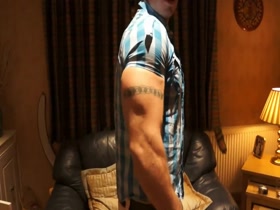 Thumb 11