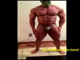 HIS BEEFY BODY !
