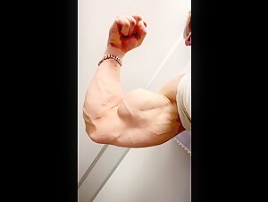 BicepHeaven💪
