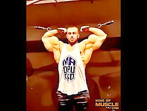 Biceps (fake but hot)